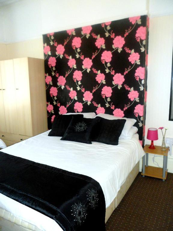 Stay At 25 Blackpool Room photo